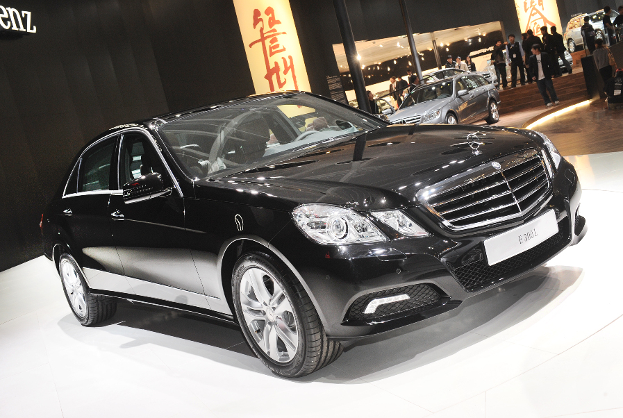Auto China 2010: Mercedes zeigt verlängerte E-Klasse
