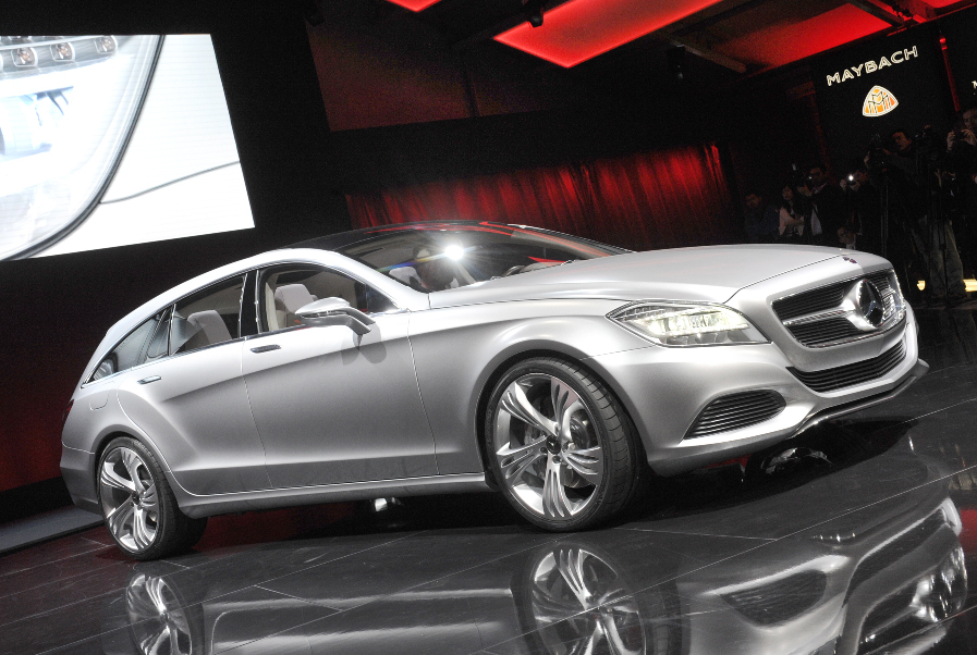 Auto China 2010: Mercedes zeigt verlängerte E-Klasse