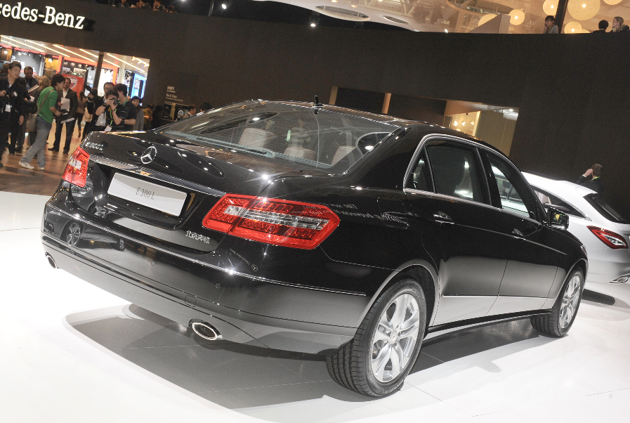 Auto China 2010: Mercedes zeigt verlängerte E-Klasse