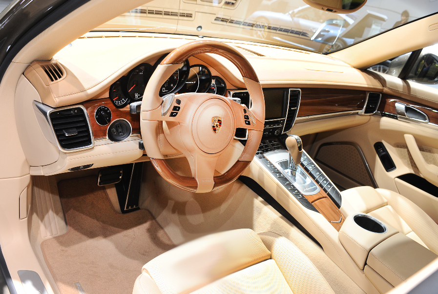 Auto China 2010: Weltpremiere Porsche Panamera