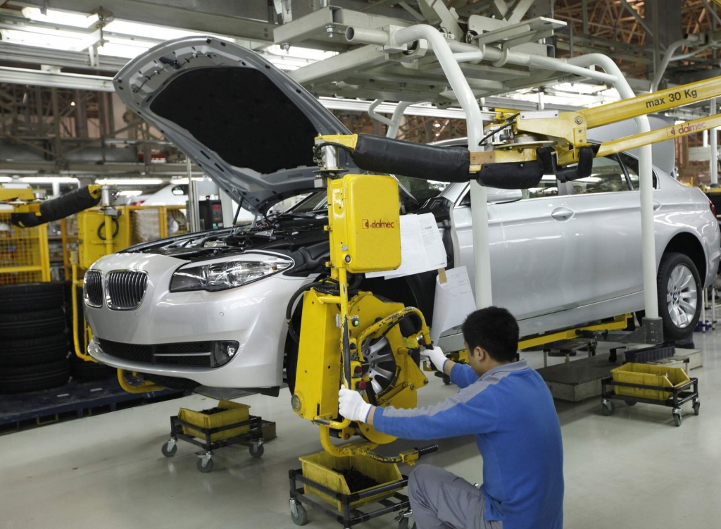 BMW Brilliance Joint Venture Shenyang, China, Produktion 5er Limousine Langversion (04/2010)