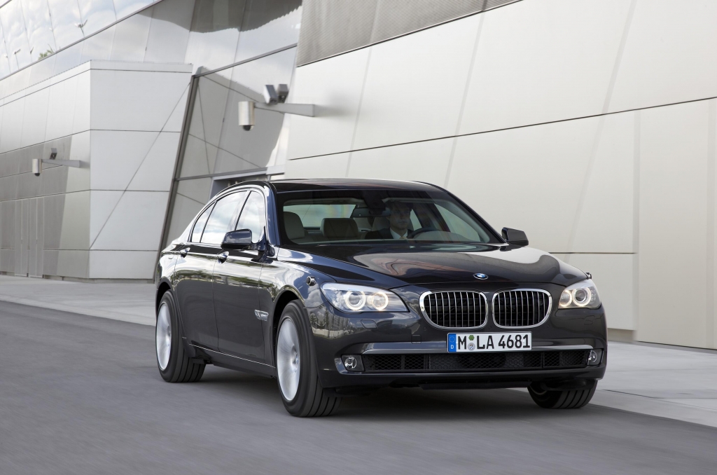 BMW xDrive für alle 5er GT und den 740 d verfügbar