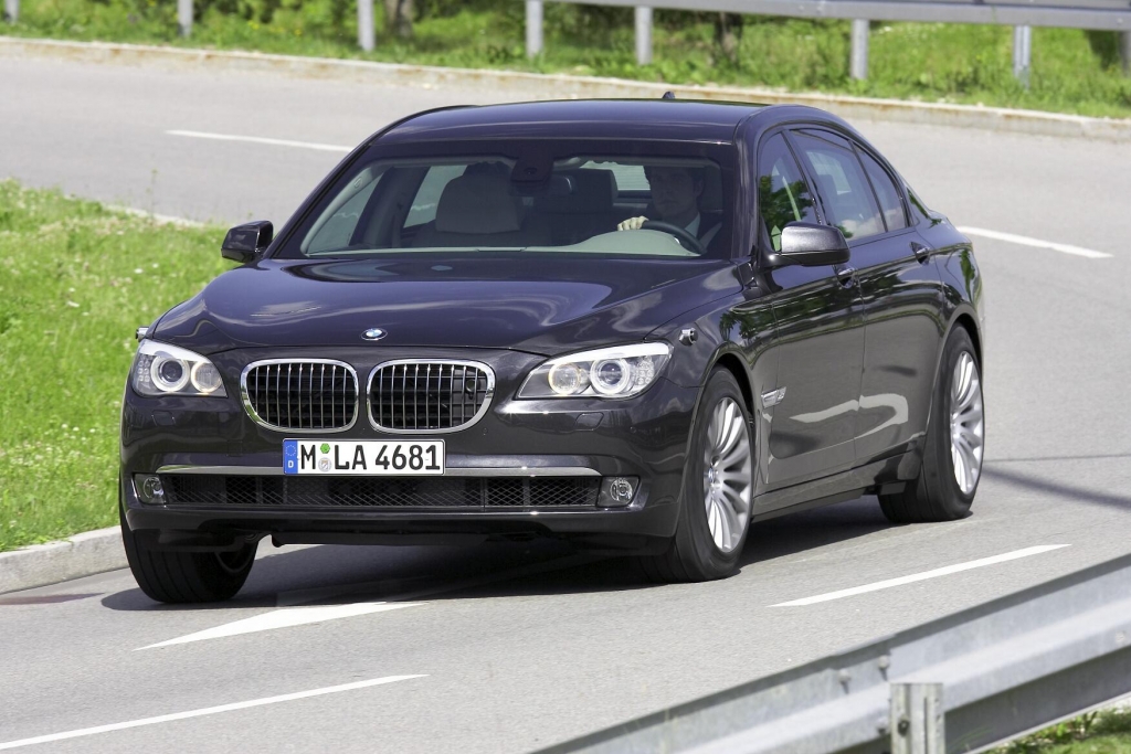 BMW xDrive für alle 5er GT und den 740 d verfügbar