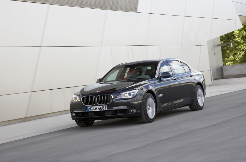 BMW xDrive für alle 5er GT und den 740 d verfügbar
