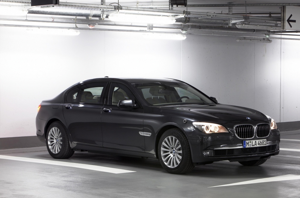 BMW xDrive für alle 5er GT und den 740 d verfügbar