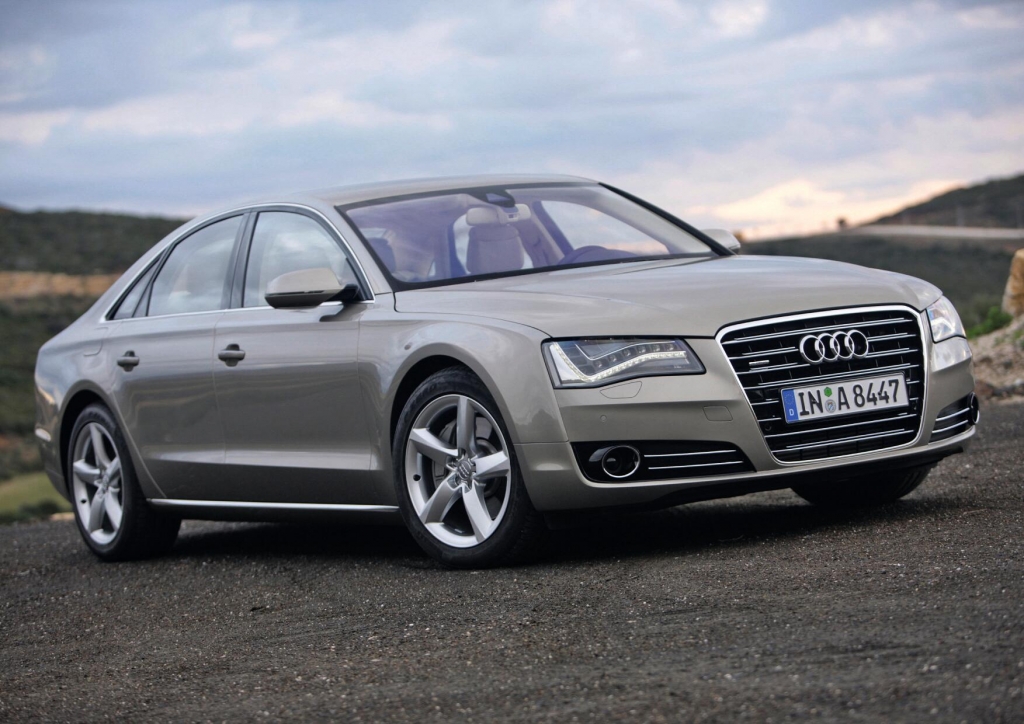 Bosch liefert vorausschauendes Notbremssystem für Audi A 8