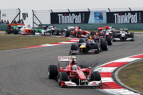 China GP: Button gewinnt vor Hamilton