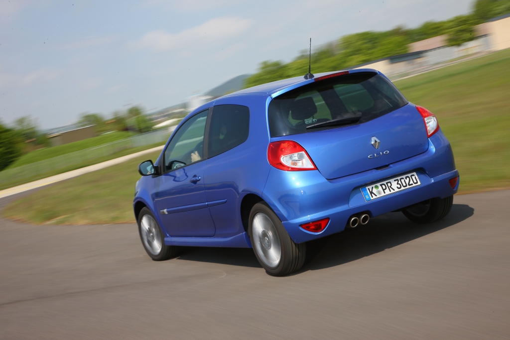Clio, GT