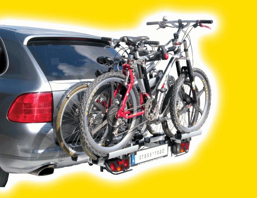 Das Trägersystem cross-road ist eine spezielle Variante für Geländefahrzeuge mit hoch liegenden Auspuffendrohren sowie SUVs und SAVs. 