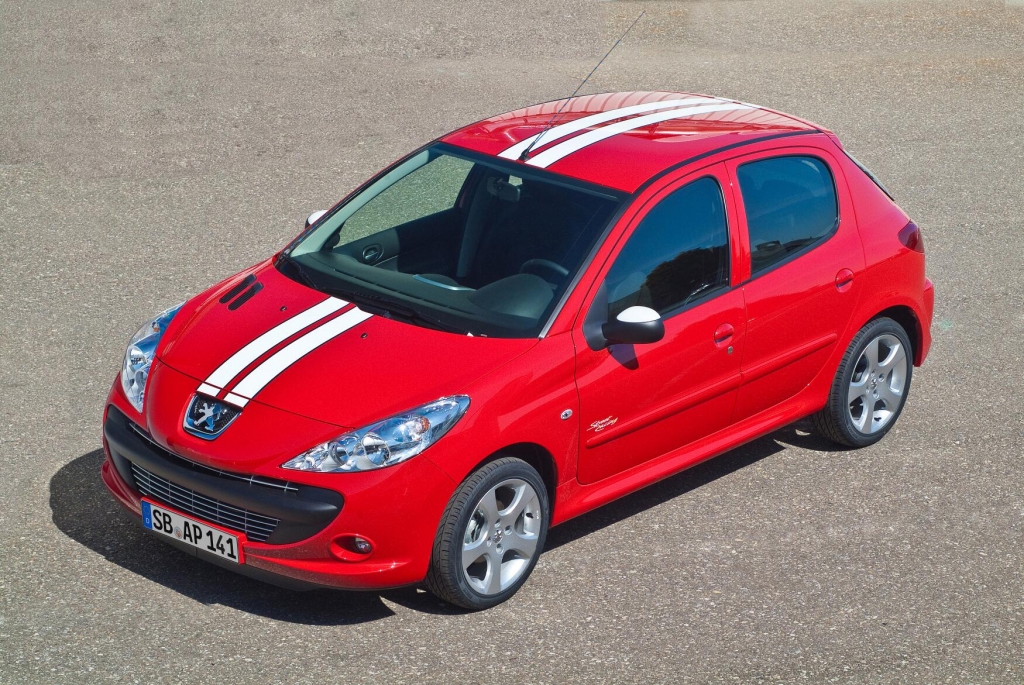 Der Peugeot 206+ gibt sich als 