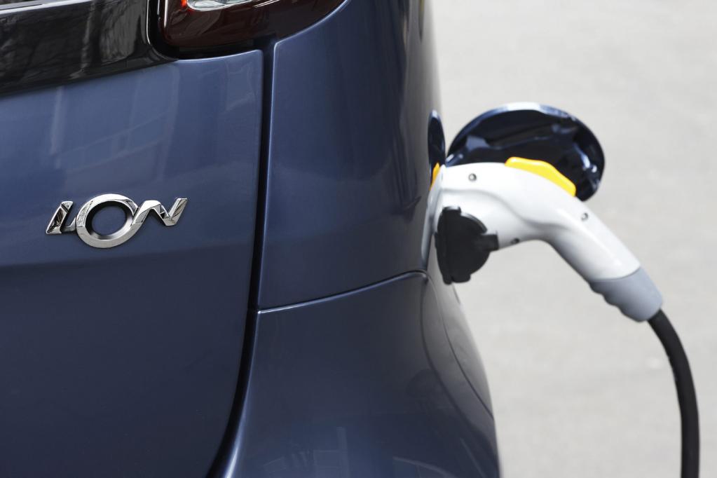 Deutsche wünschen sich mehr Elektroautos 