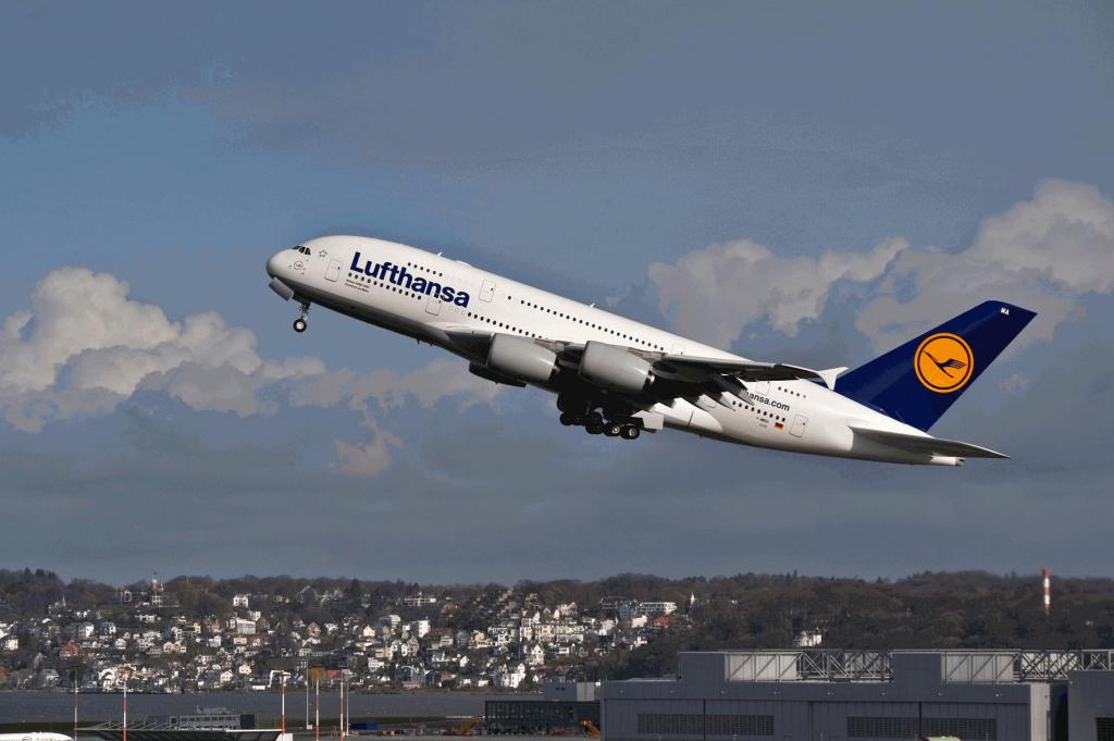 Erster Airbus A380 für Lufthansa gestartet