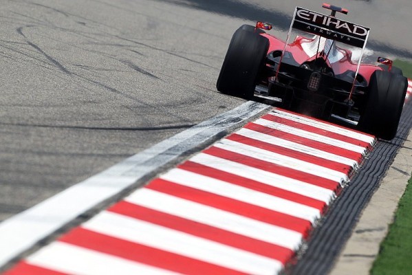 F-Kanal sorgt bei Ferrari f&uuml;r Zufriedenheit: Problem am Motor keine Behinderung