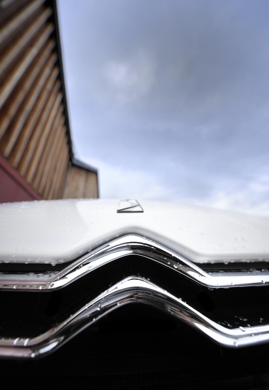 Fahrbericht Citroën DS 3 HDi 90: Farbenfrohe Charmeoffensive