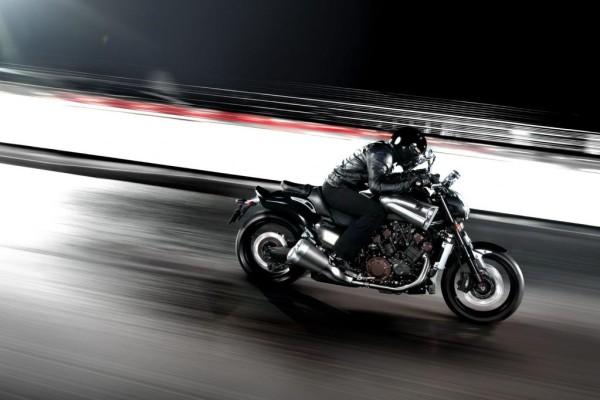 Fahrbericht Yamaha V-Max: Reduziert aufs Maximum 