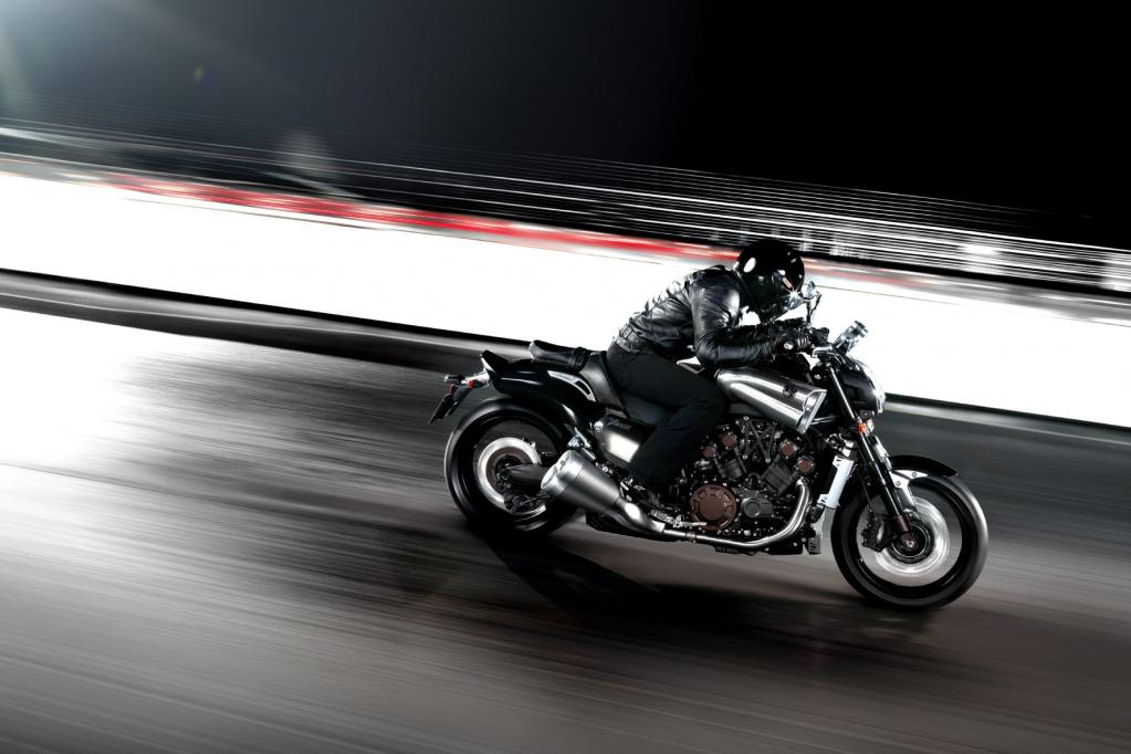 Fahrbericht Yamaha V-Max: Reduziert aufs Maximum 