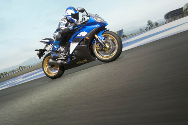 Fahrbericht Yamaha YZF-R6: Ein Racer für alle Tage 