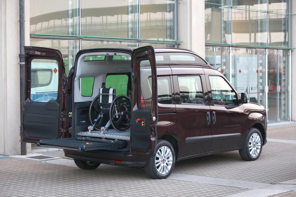 Fiat Doblò mit Hochdach.