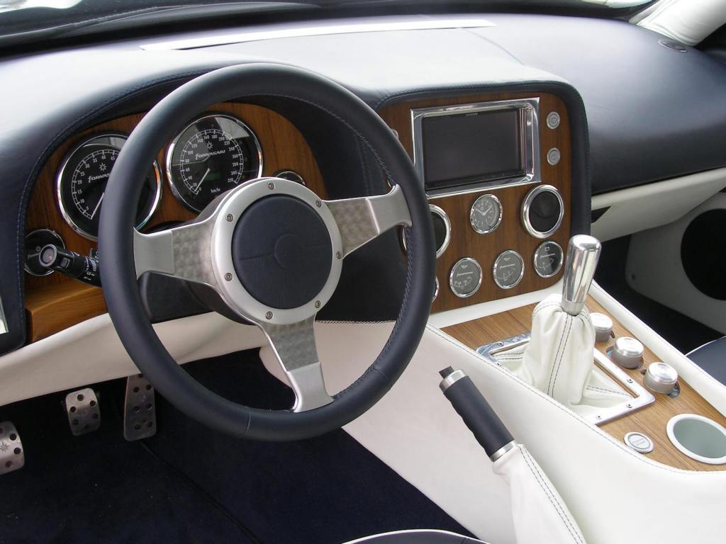 Fornasari Tender: Die Land-Yacht 