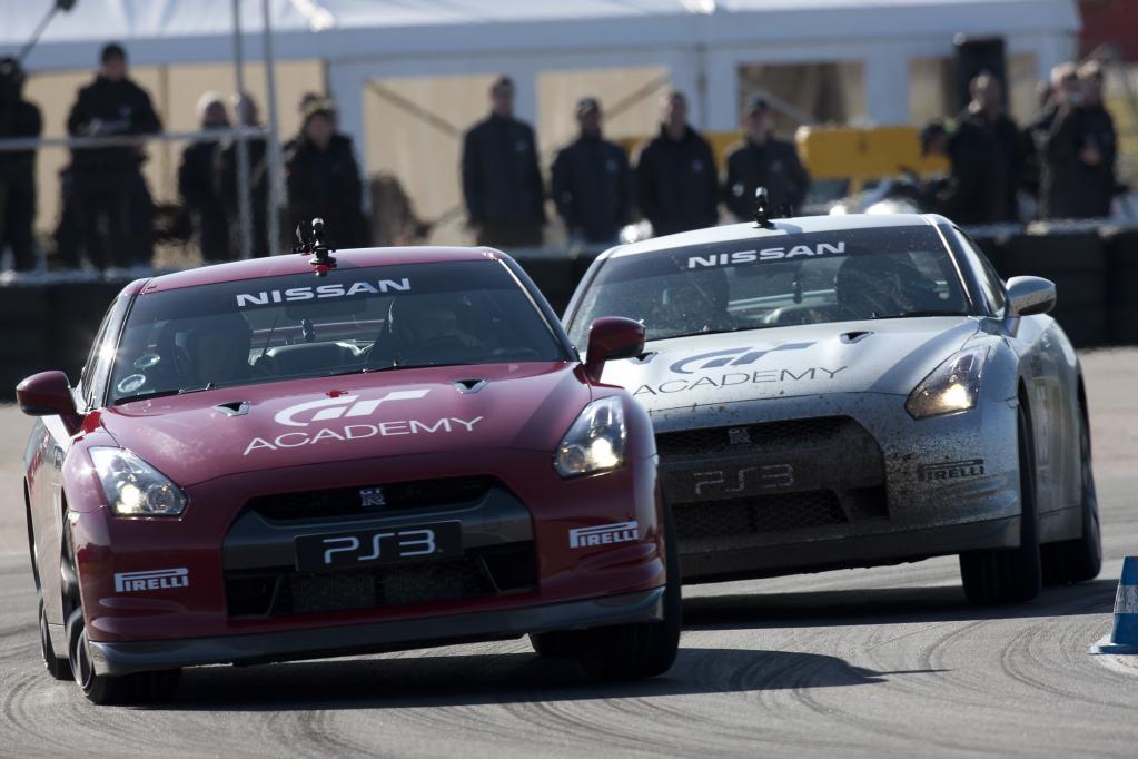Franzose gewinnt Nissan GT Academy 2010