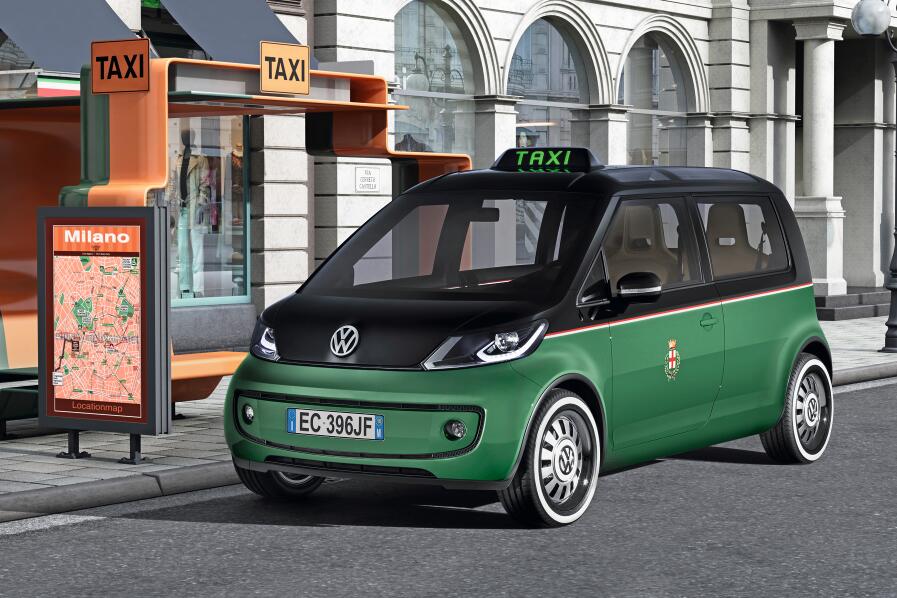 Hannover Messe 2010: Weltpremiere des Milano Taxi bei Volkswagen