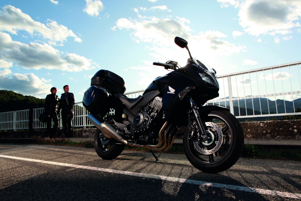 Honda-Motorrad-Neuheiten 2010: Flaggschiffe und vernünftige Alternativen 