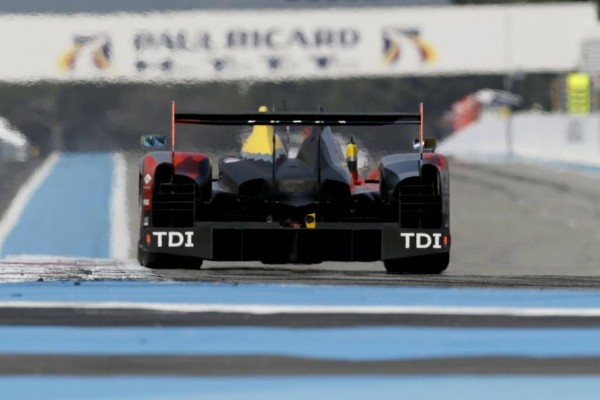 Le Mans Series 2010: Audi gewinnt mit dem R15 plus sein Renndebüt