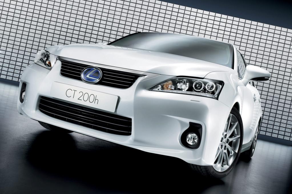 Lexus: Mit Premium-Hybrid in die Kompaktklasse 