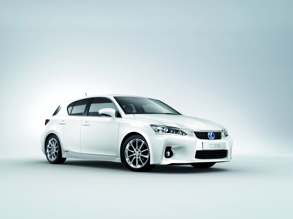 Lexus: Mit Premium-Hybrid in die Kompaktklasse 