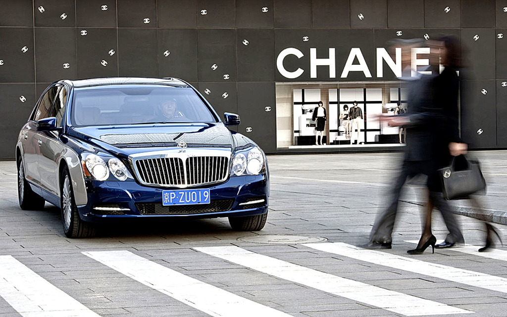 Maybach-Limousinen stehen für meisterliche Handarbeit, zeitlose Eleganz, höchste Qualität und höchsten Komfort. Foto: Maybach