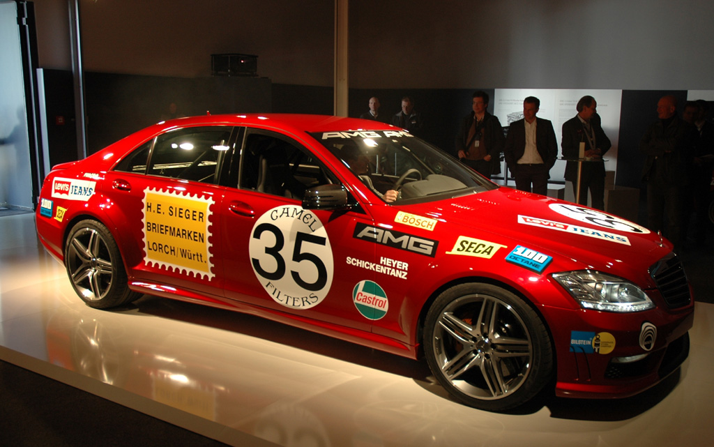 Mercedes-AMG: Showcar S63 AMG mit neuem Achtzylinder-Biturbo.