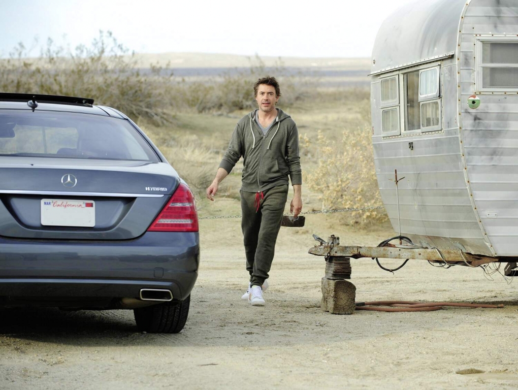 Mercedes-Benz S400 Hybrid: Robert Downey Jr (Credit: StarTracks)