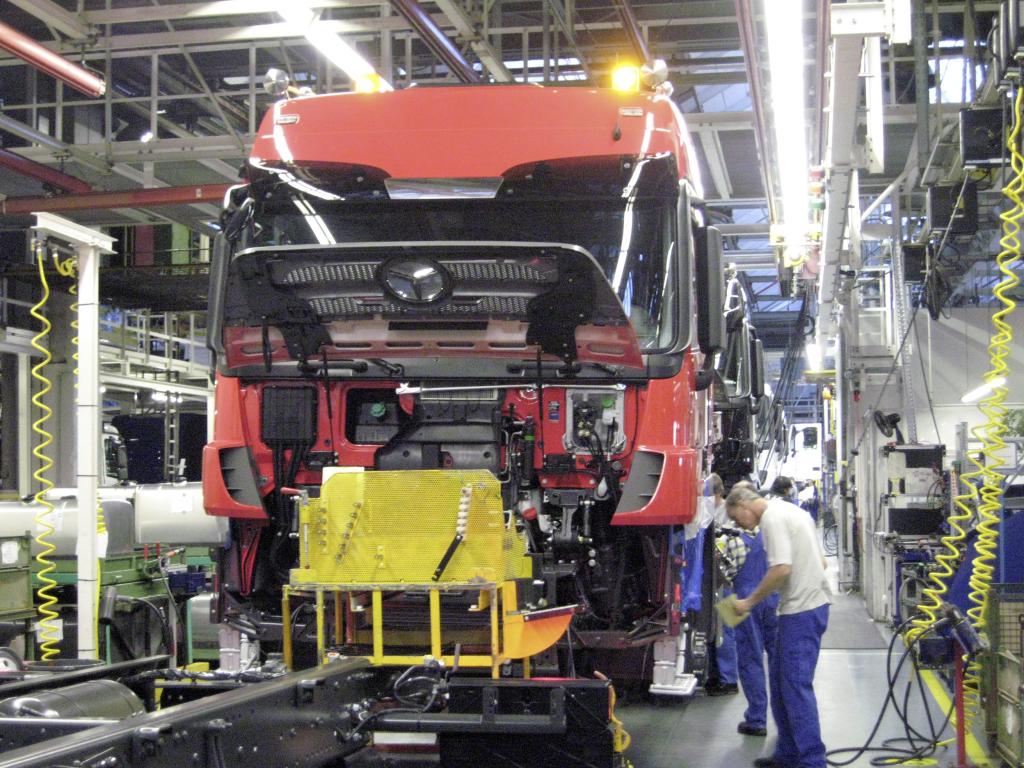 Mercedes-Benz beendet vorzeitig die Kurzarbeit