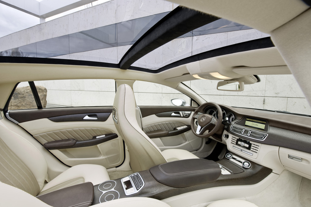 Mercedes Shooting Brake: Blick ins Cockpit.