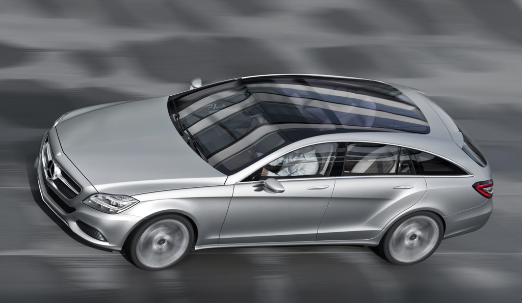 Mercedes Shooting Brake: Das große Panorama-Glasdach fällt auf.