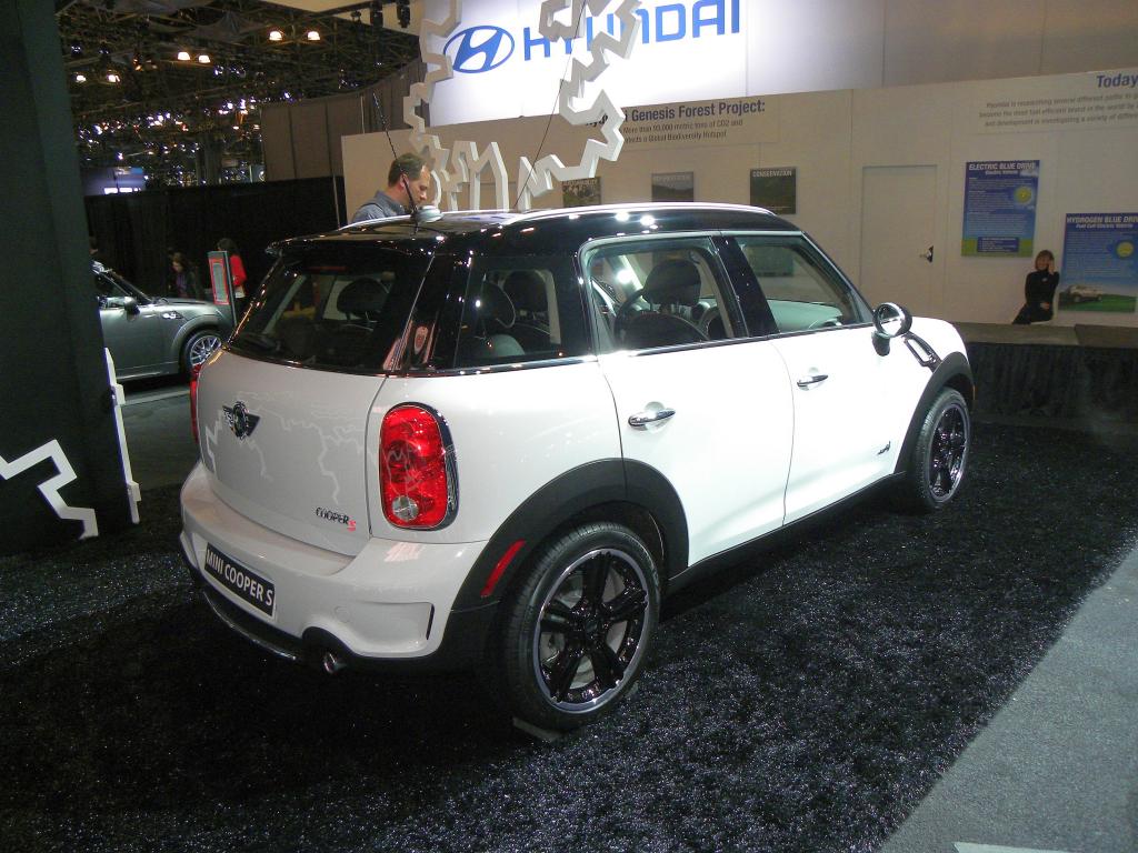 Mini Countryman.
