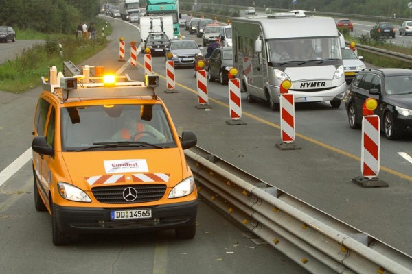 Neues Warnsystem vor Autobahnbaustellen 