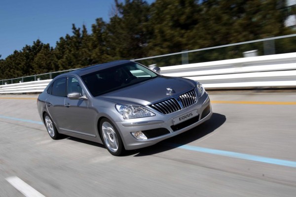 New York 2010: Hyundai zeigt sein Topmodell Equus