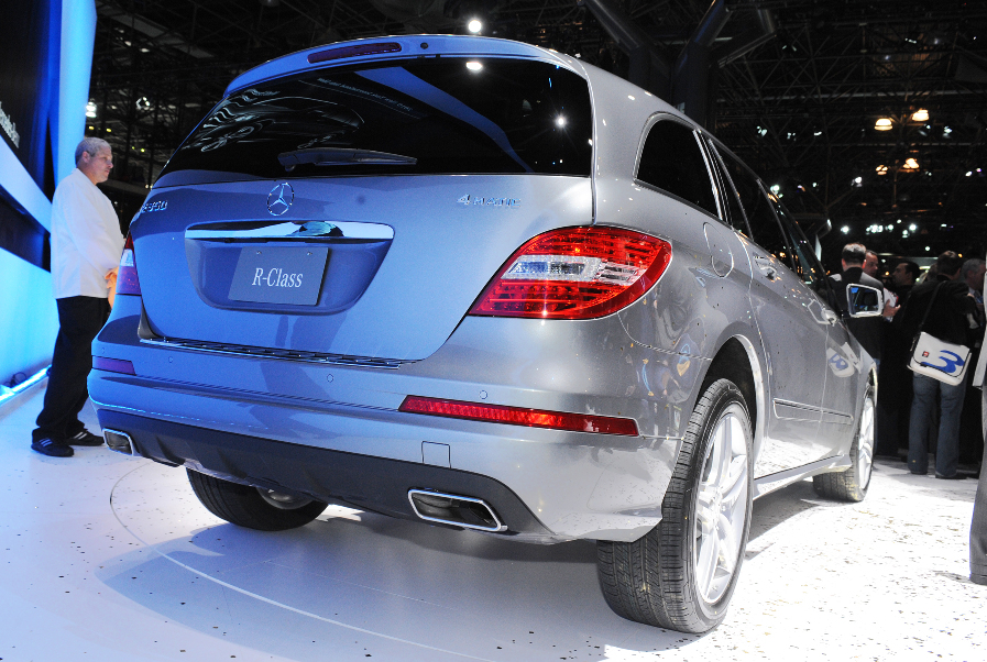 New York Auto Show 2010: Mercedes-Benz hat die R-Klasse aufgefrischt