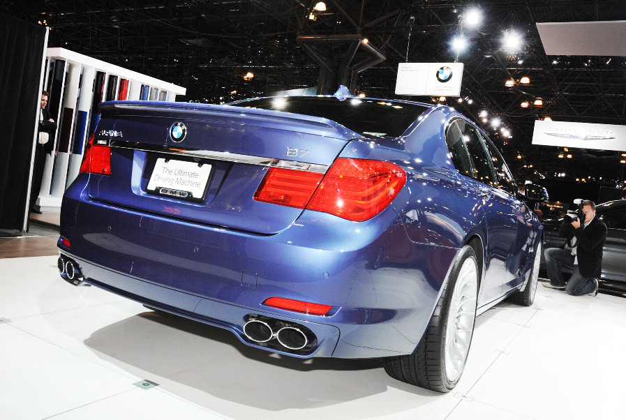 New Yorker Auto Show 2010: Alpinas B7 Bi-Turbo auf allen vieren