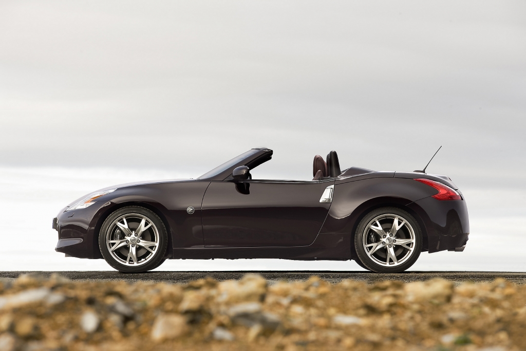Nissan 370 Z Roadster: Leistung und Frischluft satt 