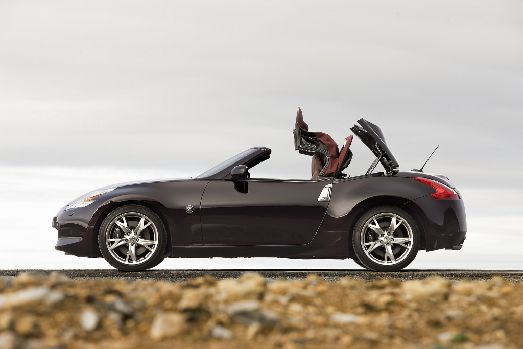 Nissan 370 Z Roadster: Leistung und Frischluft satt 