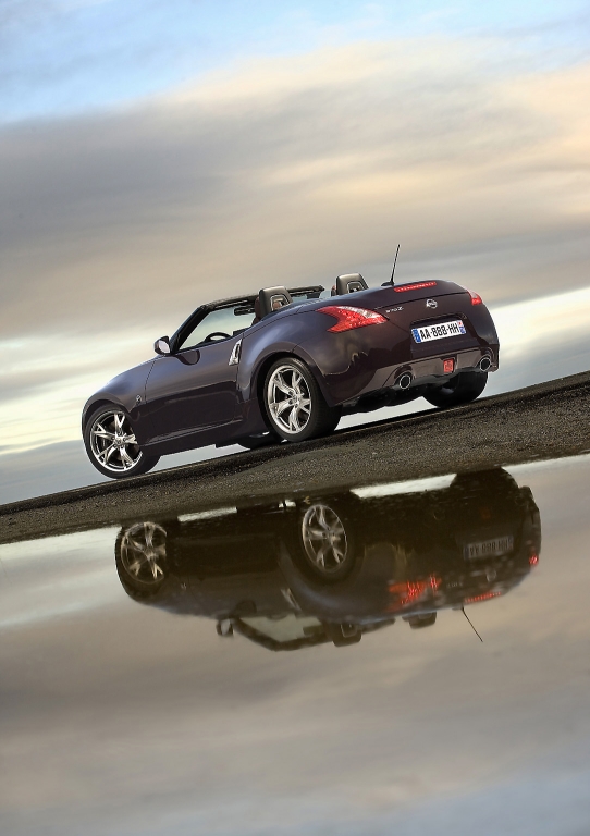 Nissan 370 Z Roadster: Leistung und Frischluft satt 