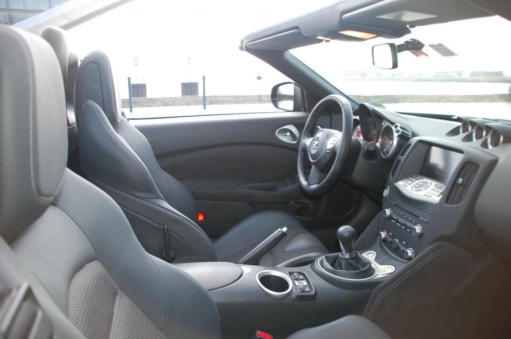 Nissan 370Z Roadster: Leidenschaftlicher Japaner