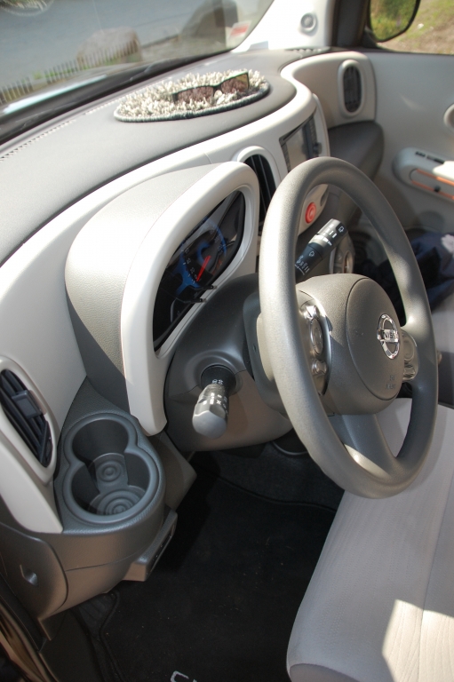 Nissan Cube - Die Quadratur eines Japaners