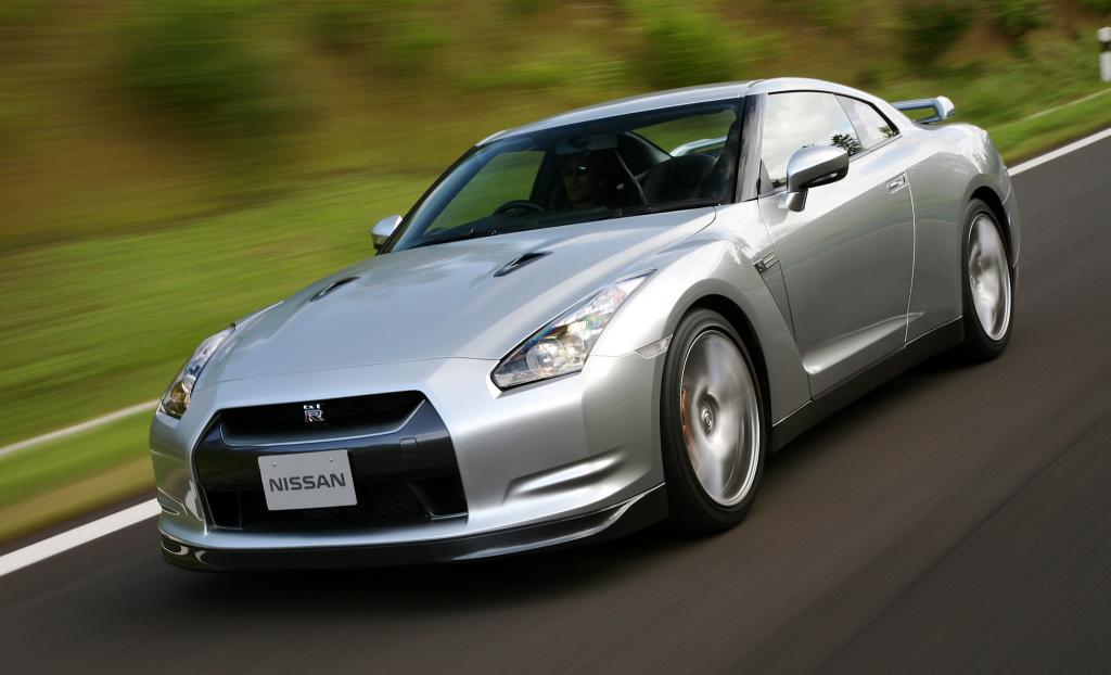 Nissan GT-R.