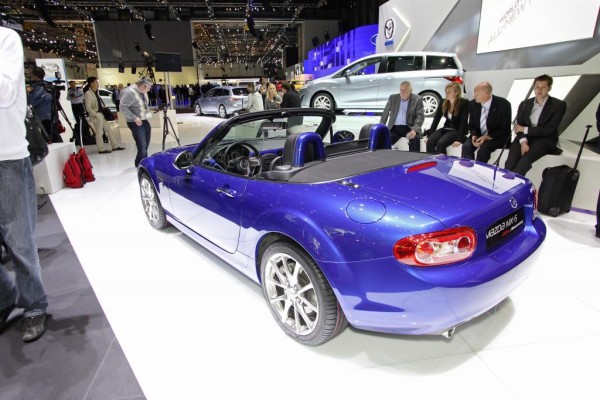 Online-Korso mit dem Mazda MX-5