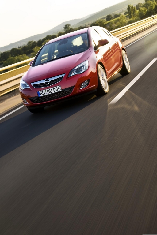 Opel Astra Ecoflex verbraucht im Schnitt 4,1 Liter