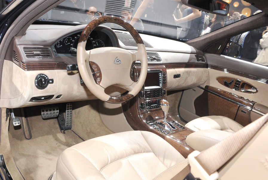 Peking 2010: Excellenz verfeinert für neuen Maybach