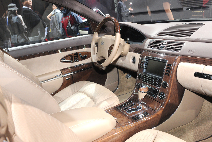 Peking 2010: Excellenz verfeinert für neuen Maybach